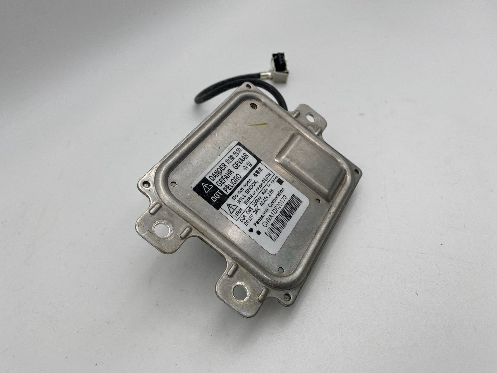 2015-2020 Dodge Challenger Headlight Xenon HID Ballast & Wire OEM CHVA1DR20173