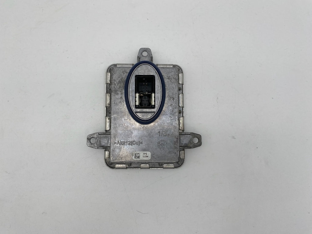2012-2015 BMW 328i Xenon Headlight Ballast HID Module Control Unit OEM 7 296 090