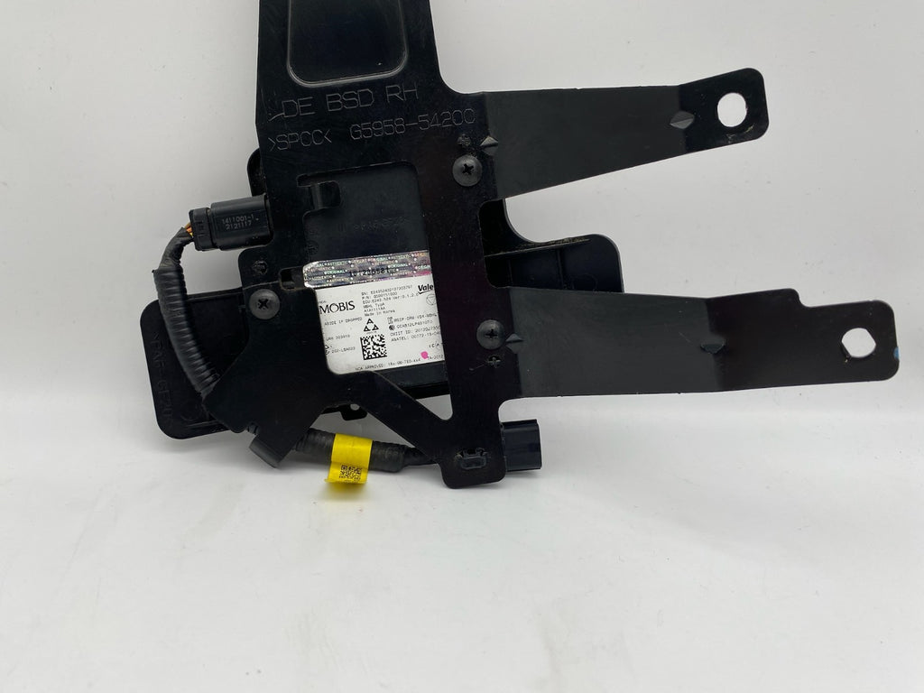2019-2022 Kia Niro Driver Rear Blind Spot Alert Radar Sensor LH OEM 99140-G5000