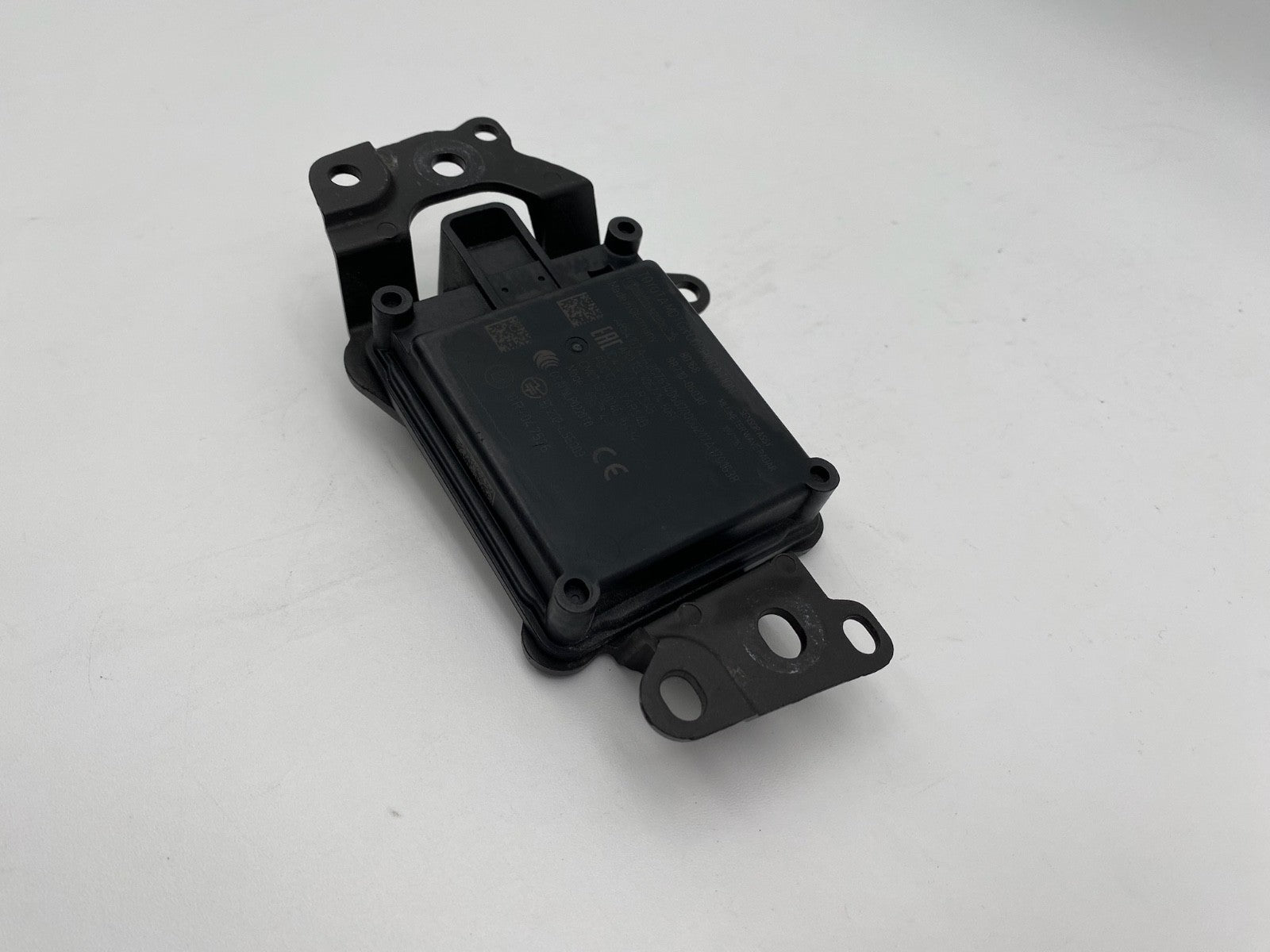 2018-2019 Toyota Camry Cruise Control Distance Sensor Radar Module 88210-06030