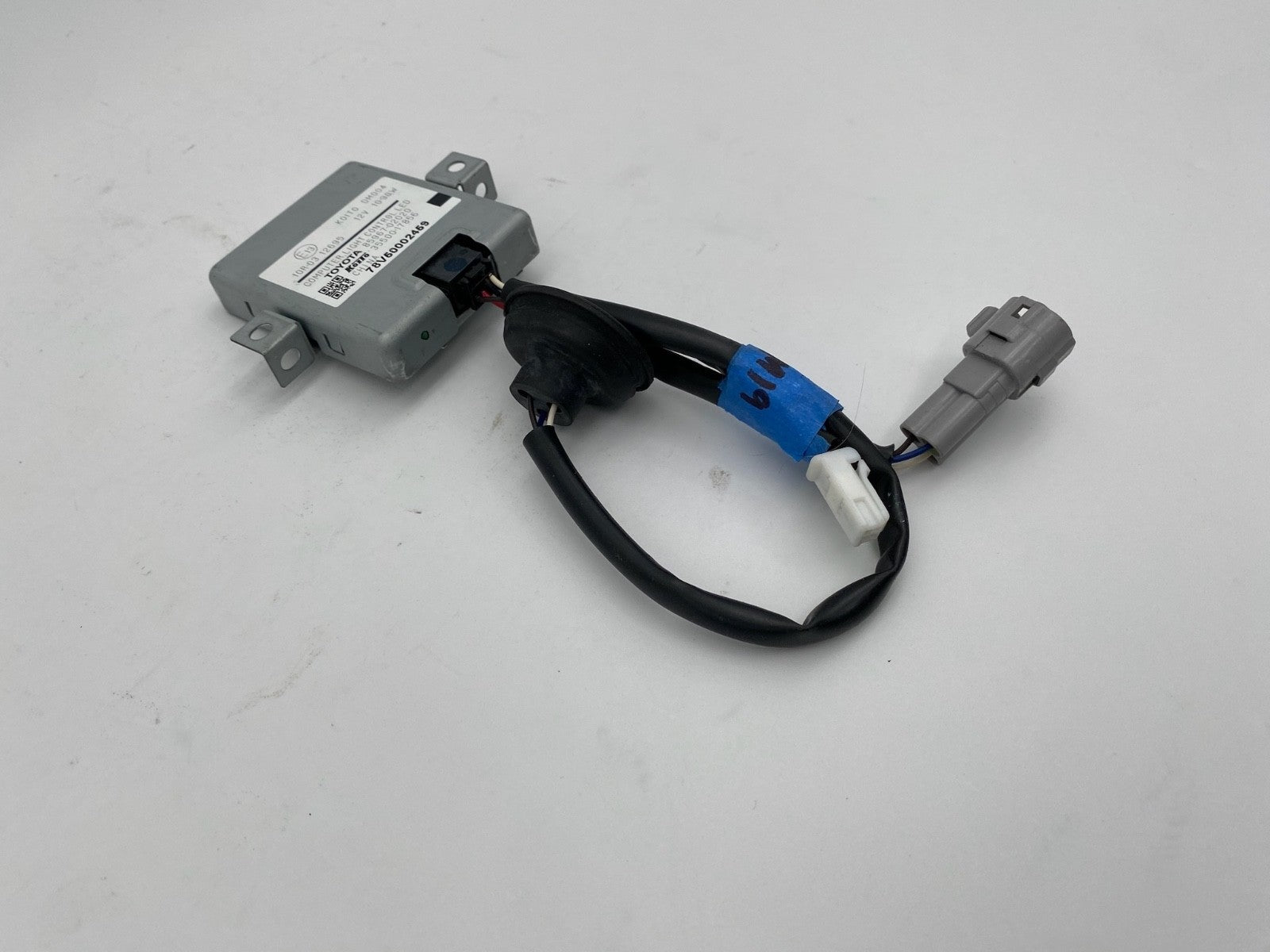 2014 2019 Toyota Corolla LED Headlight Ballast Module Wiring OEM 85967-02020