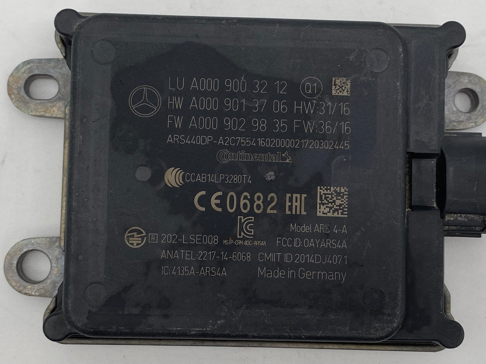 2017-2018 MERCEDES S450 S550 CRUISE CONTROL DISTANCE RADAR SENSOR A0009003212