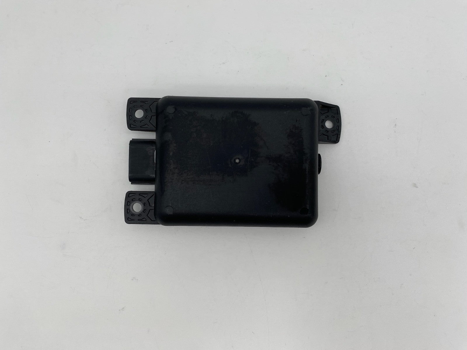 2018-2024 CHEVY EQUINOX REAR PASSENGER BLIND SPOT RADAR SENSOR MODULE 84129136