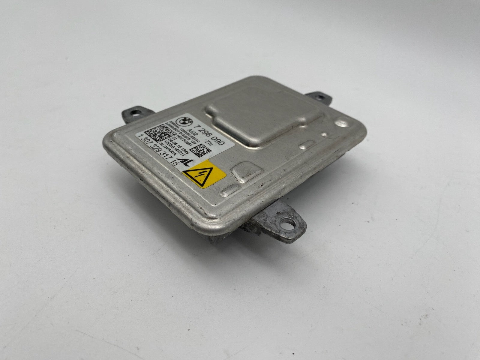 2012-2015 BMW 328i Xenon Headlight Ballast HID Module Control Unit OEM 7 296 090