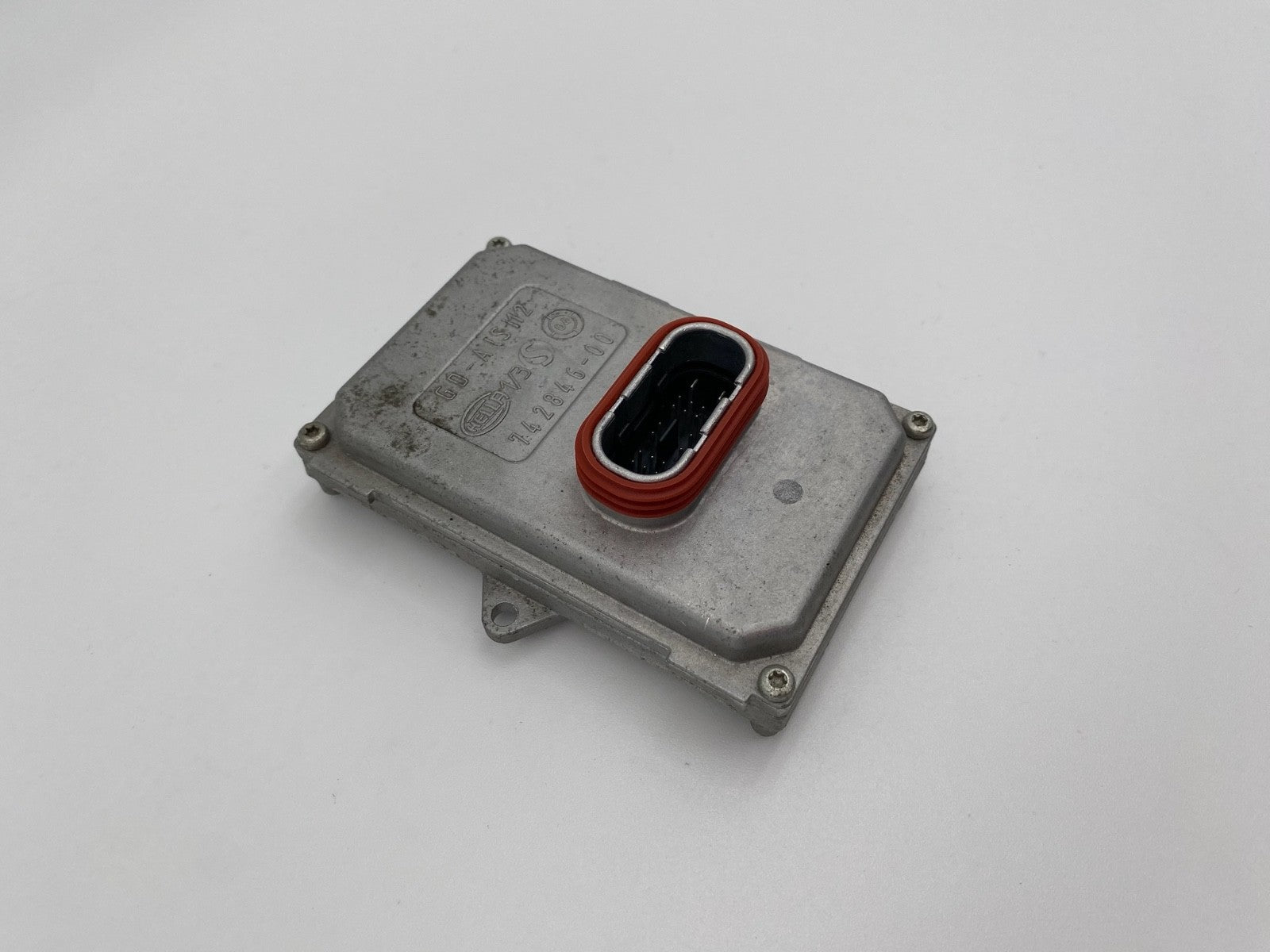 2003-06 Mercedes E-Class Xenon Headlight Ballast Control Module A 002 820 60 26