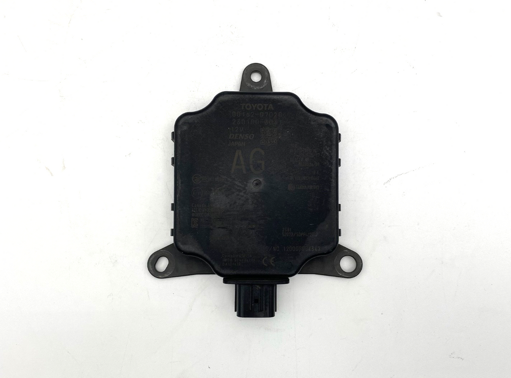 2019 2020 2021 TOYOTA AVALON REAR BLIND SPOT RADAR SENSOR MODULE OEM 88162-07020