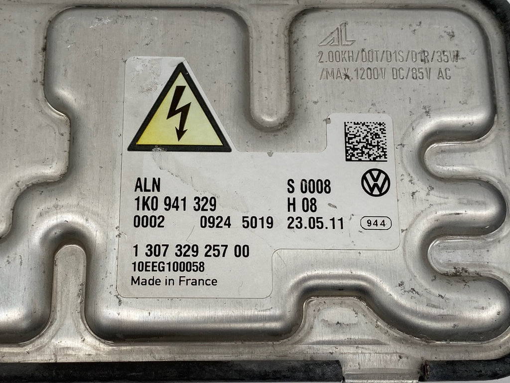 2009-2012 VW Passat CC Xenon Headlight Ballast Control Module Unit 1K0 941 329