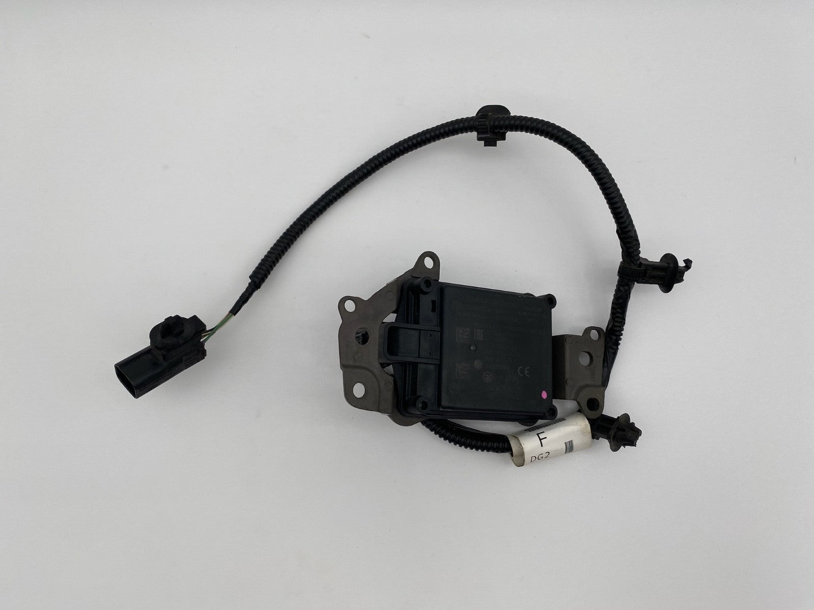 2018-2023 TOYOTA TACOMA FRONT CRUISE CONTROL RADAR DISTANCE SENSOR 88210-04010