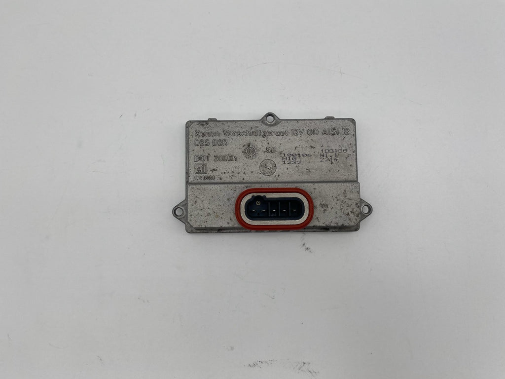 2004-2005 BMW E60 E61 525i 530i 545i M5 Xenon Ballast HID Headlight Module OEM