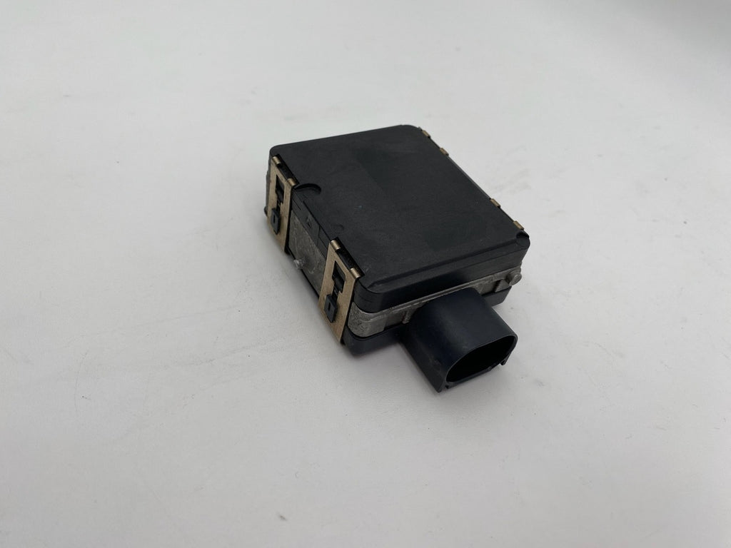 19-23 Mercedes C CLASS W205 C205 Front Distance Sensor Radar Module A0009057011