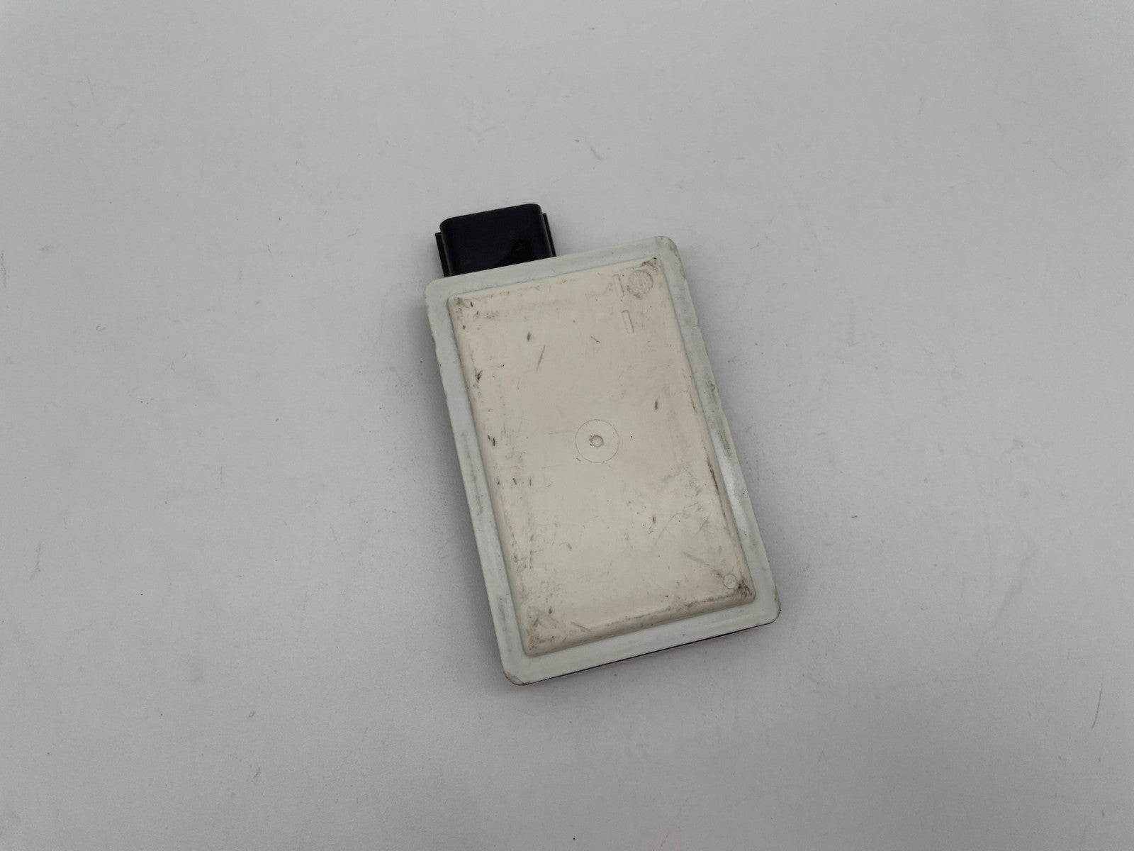 2017-2020 CHEVY IMPALA REAR RIGHT BLIND SPOT RADAR SENSOR MODULE 84402684 OEM