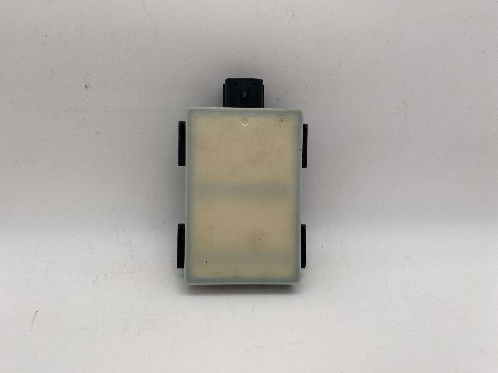 2018-2020 VOLVO S90 RH PASSENGER REAR BLIND SPOT RADAR SENSOR MODULE 31687390