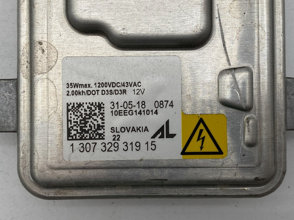 2013-19 CADILLAC ATS OEM XENON HID HEADLIGHT DAYTIME & BALLAST CONTROL MODULE