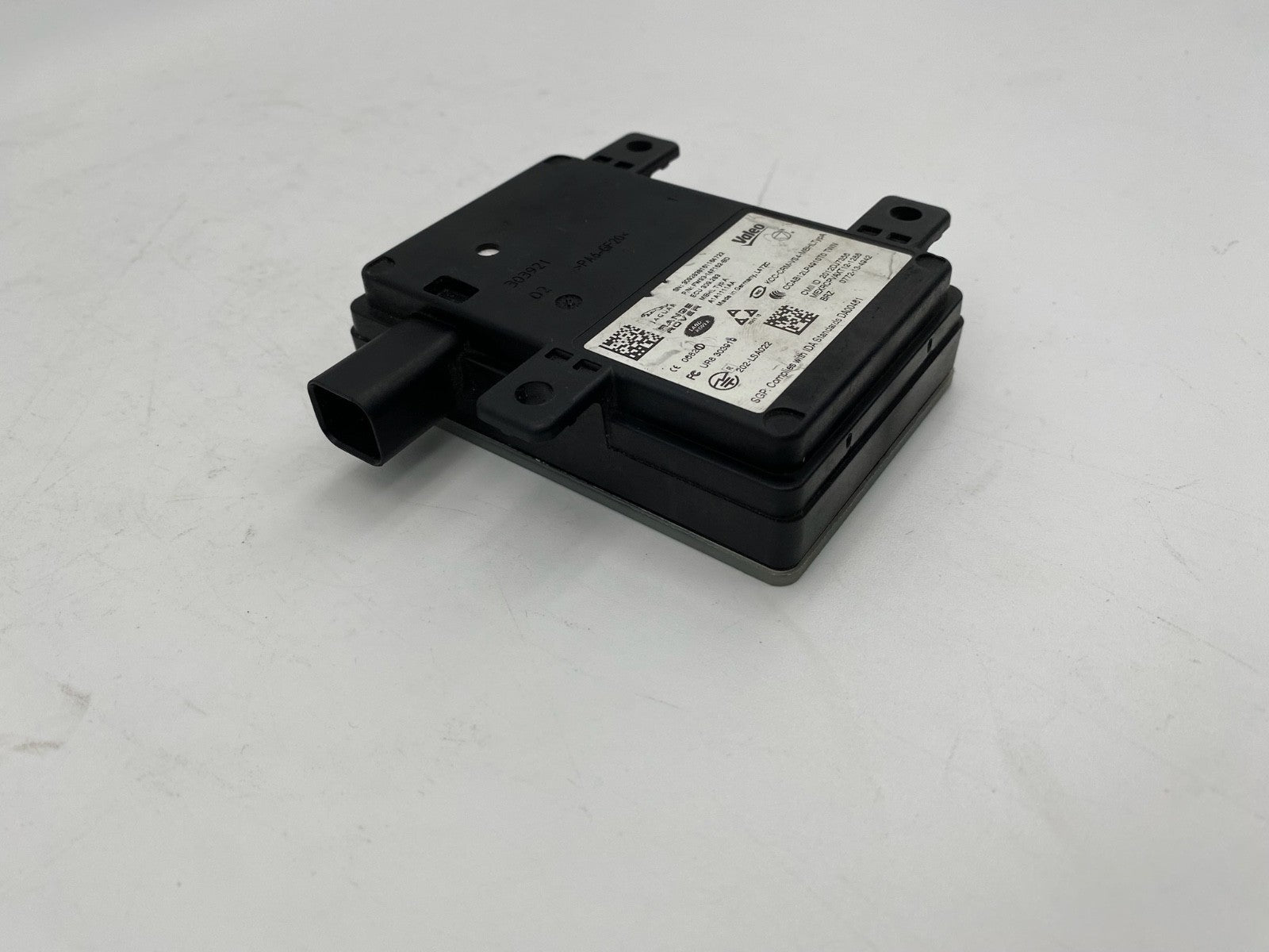 2017 LAND ROVER DISCOVERY SPORT REAR RIGHT OR LEFT BLIND SPOT RADAR SENSOR OEM