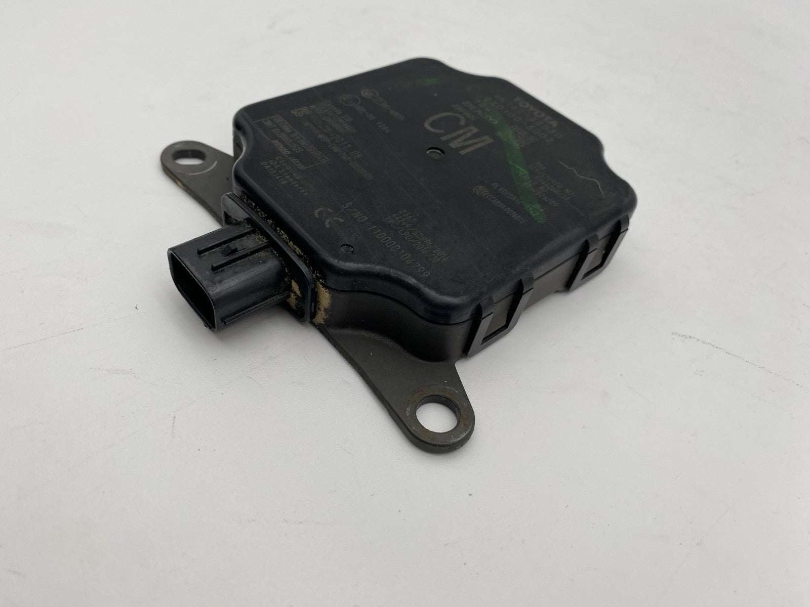 2018 2019 2020 Toyota Camry Rear Blind Spot Monitor Radar Sensor OEM 88162-33030