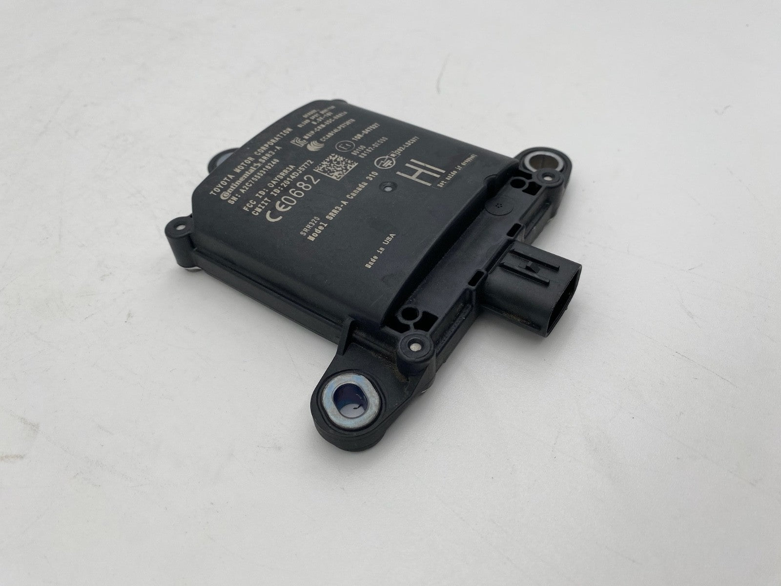 2017 2018 2019 Toyota Highlander Rear Blind Spot Radar Sensor Module 88162-0E050