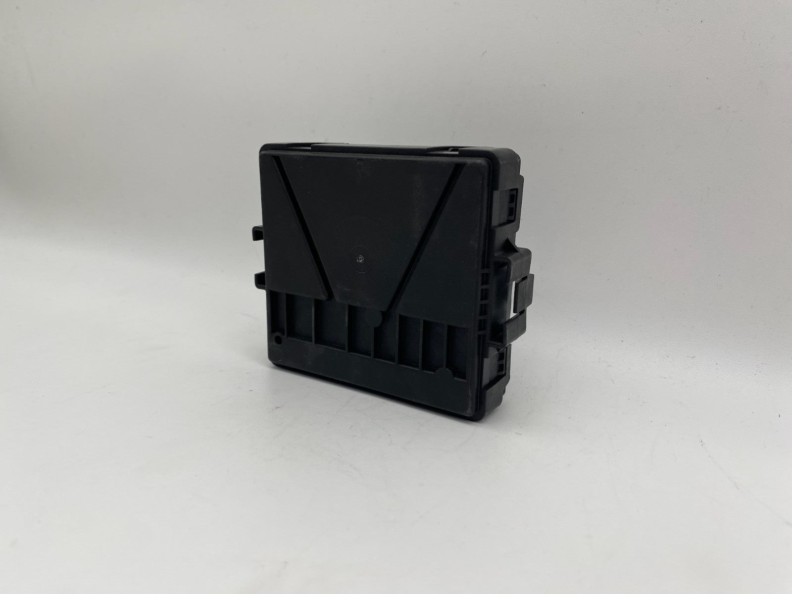 2023 2024 2025 Volkswagen Atlas Cross Golf R Headlight Control Module 5WA907338B