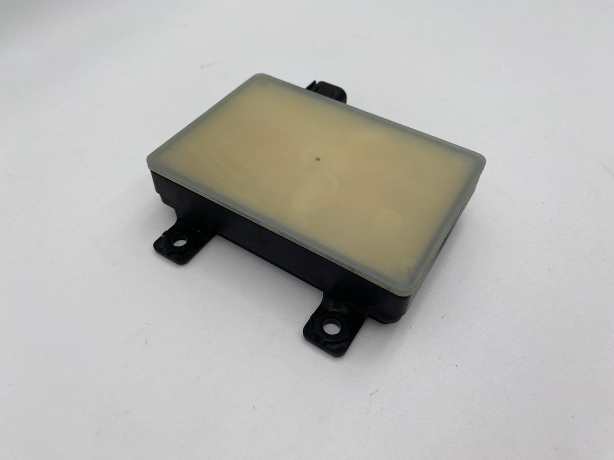 2016 2017 2018 KIA OPTIMA REAR BUMPER BLIND SPOT RADAR SENSOR OEM D495850000