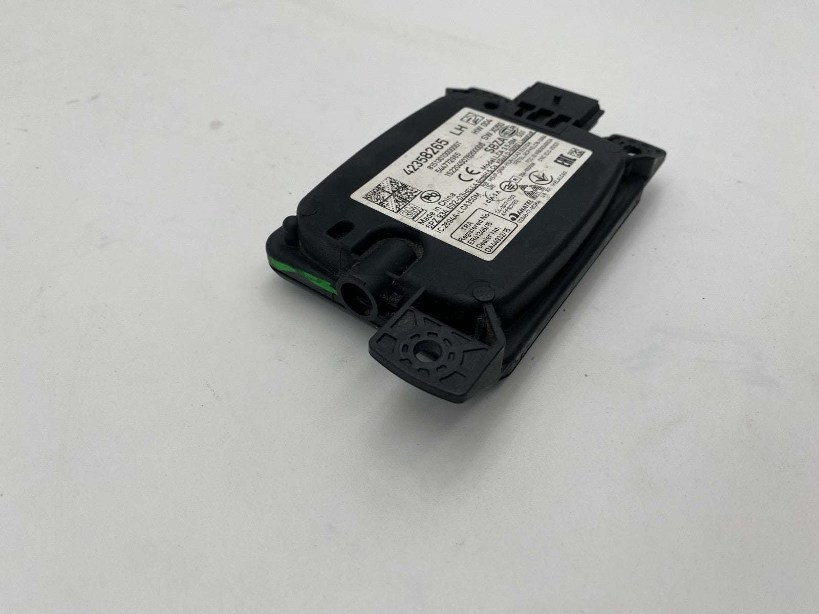 2017-2021 BUICK CHEVY GM LH DRIVER SIDE BLIND SPOT RADAR SENSOR OEM 42358265