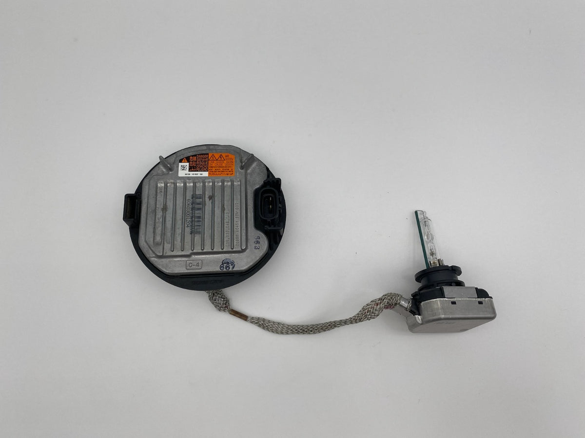 2015 2016 2017 Subaru Outback Xenon HID Headlight Ballast Igniter Control Module