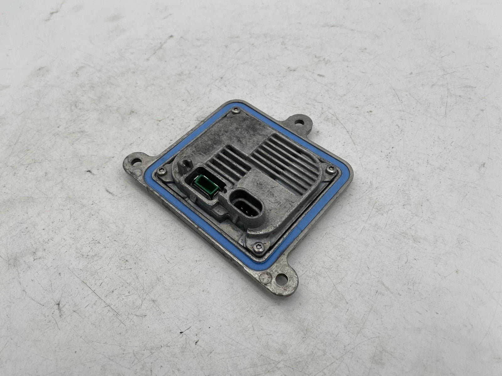 2010-2019 Ford Mustang Xenon HID Headlight Ballast Control Module OEM 10R-034663