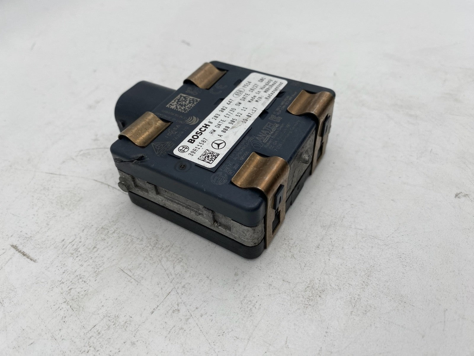 2019-2023 MERCEDES BENZ OEM BLIND SPOT RADAR MONITOR SENSOR A 000 905 52 11
