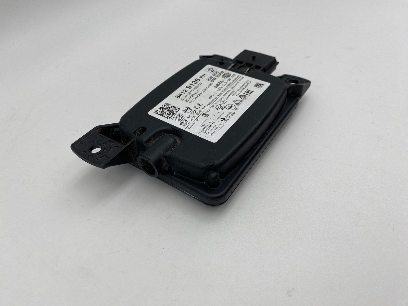 2018-2024 CHEVY EQUINOX REAR PASSENGER BLIND SPOT RADAR SENSOR MODULE 84129136