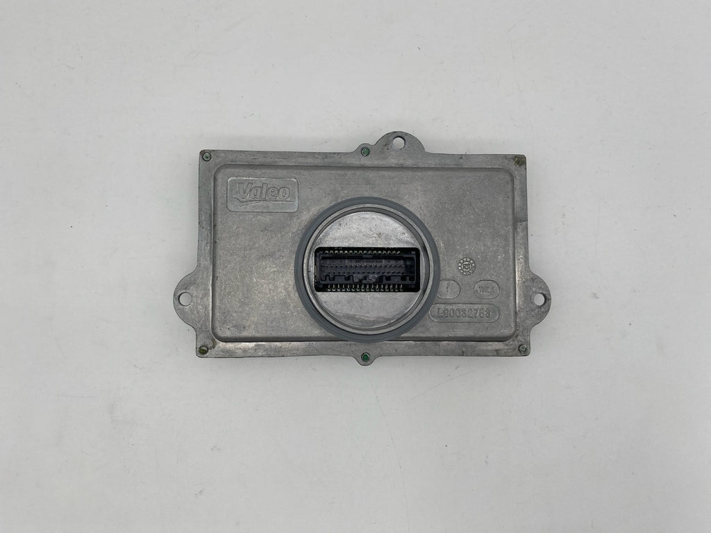2015-2017 CADILLAC ESCALADE LED HEADLIGHT BALLAST CONTROL MODULE OEM L90051949