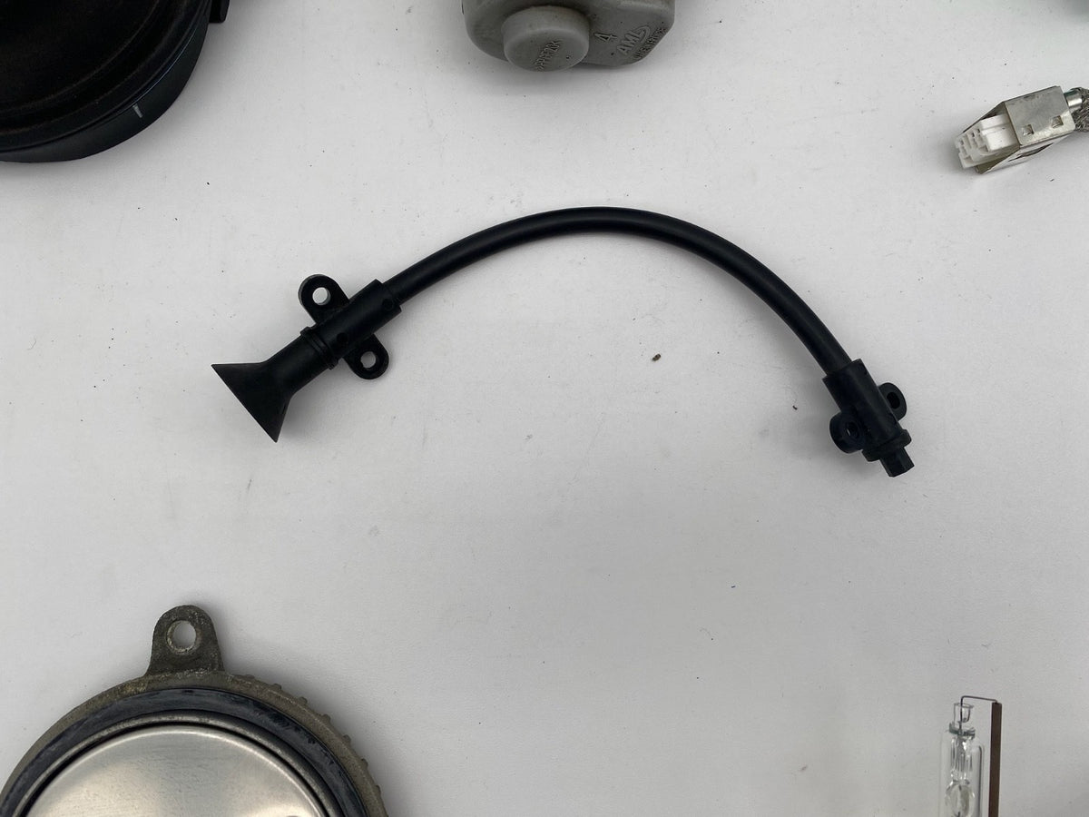 2014-2015 Dodge Durango Driver Side Xenon HID Headlight Ballast Module Set OEM