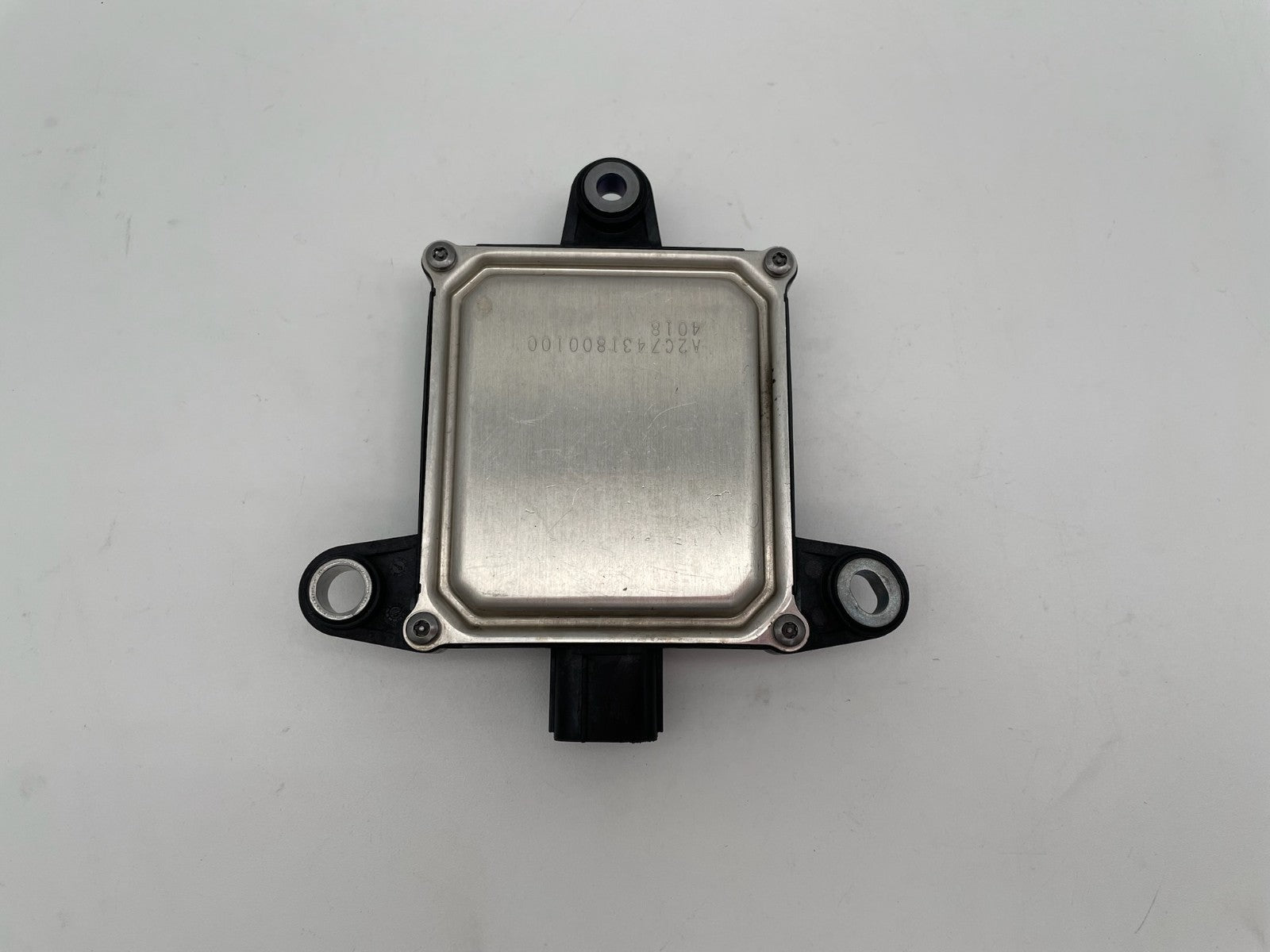 2019-2024 LEXUS LS500 LS500h CRUISE CONTROL DISTANCE SENSOR OEM 882B1-50021