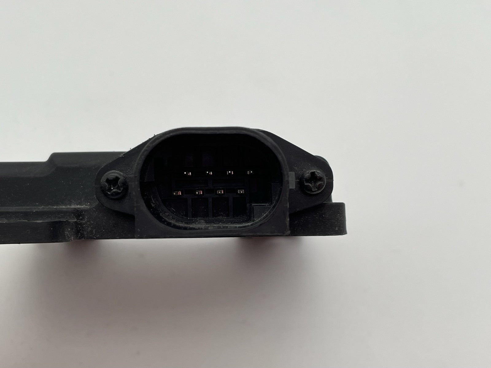 2021-2023 HYUNDAI ELANTRA REAR PASSENGER SIDE BLIND SPOT RADAR SENSOR 99150AA020