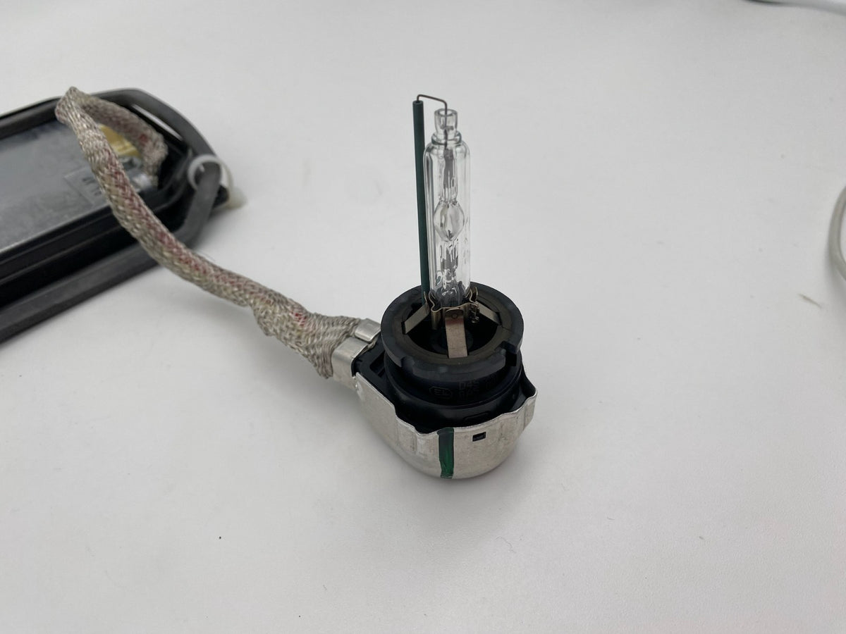 2006-2011 Lexus LS460 LS460L HID Headlight Ballast Control Module 85967-52020