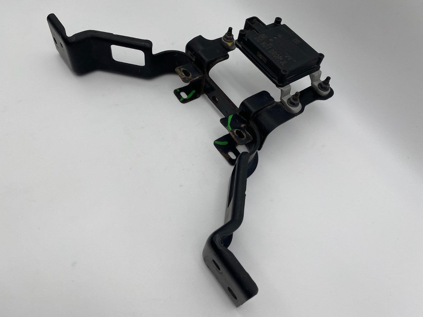2017-2025 NISSAN ROGUE CRUISE RADAR DISTANCE SENSOR W/ BRACKET OEM 28438-5FA3A