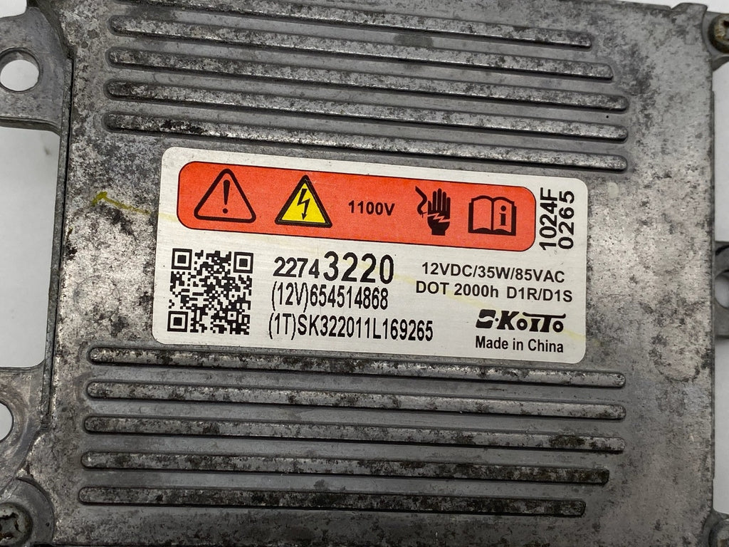 2010-2013 Buick LaCrosse Xenon HID Headlight Ballast Control Module OEM 25888115