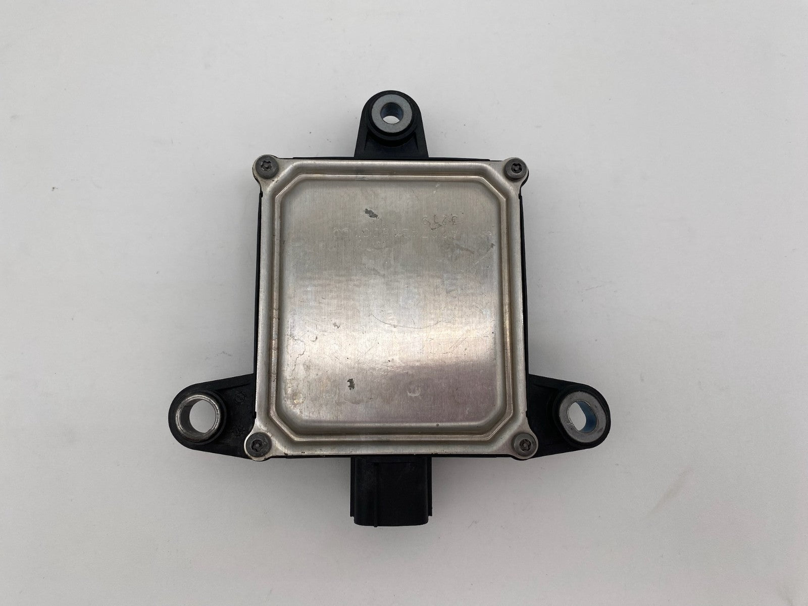 2019 - 2022 MITSUBISHI OUTLANDER LEFT BLIND SPOT ALERT RADAR SENSOR 8638A228 OEM