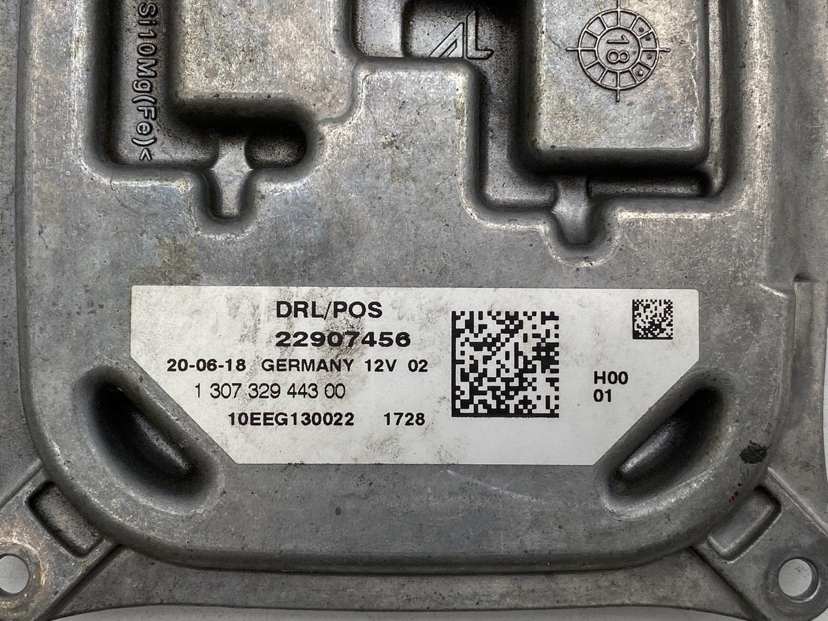 2013-19 CADILLAC ATS OEM XENON HID HEADLIGHT DAYTIME & BALLAST CONTROL MODULE
