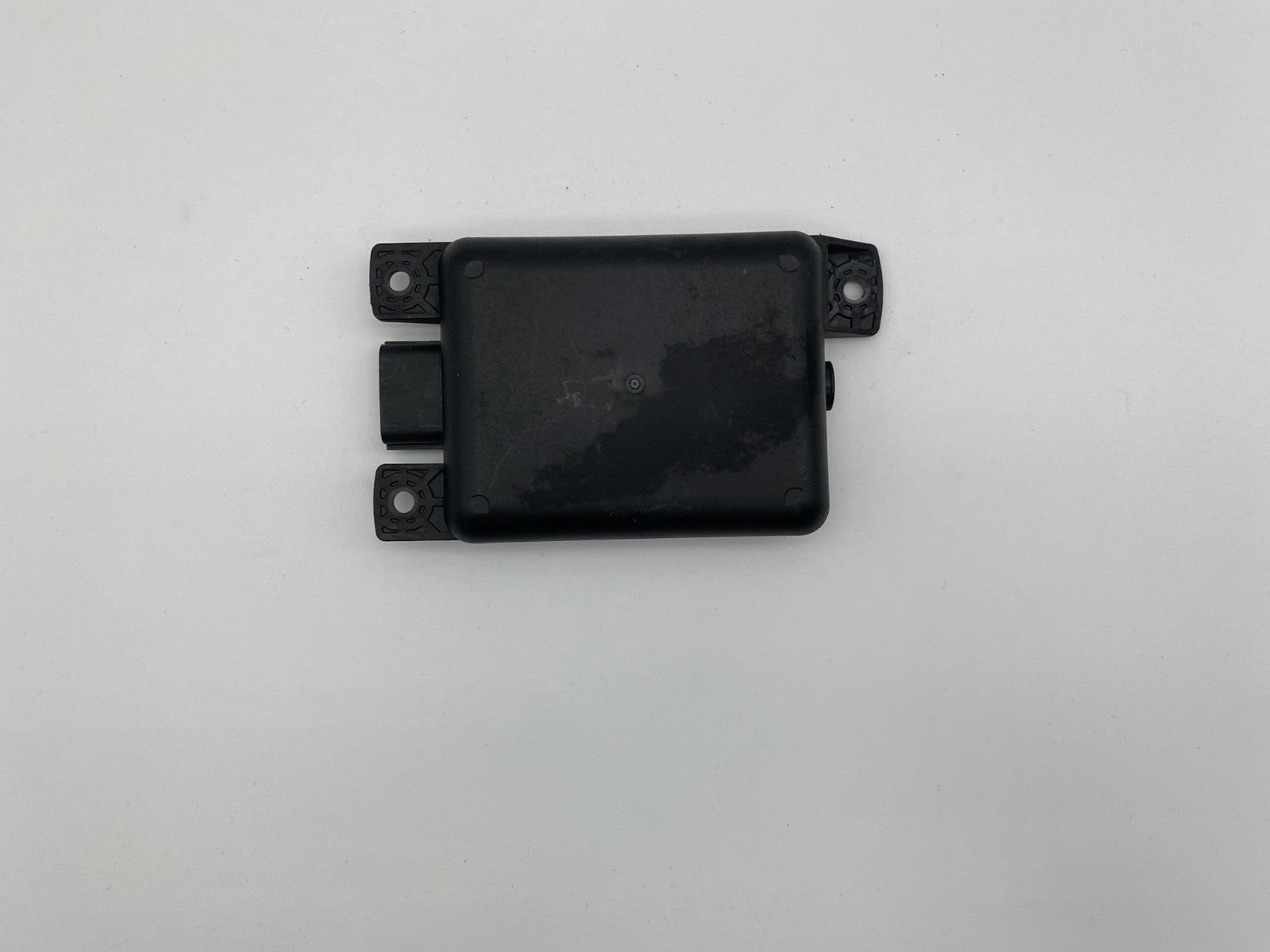 2018-2021 Chevrolet Traverse Right Rear Blind Spot Radar Sensor Module 84042365