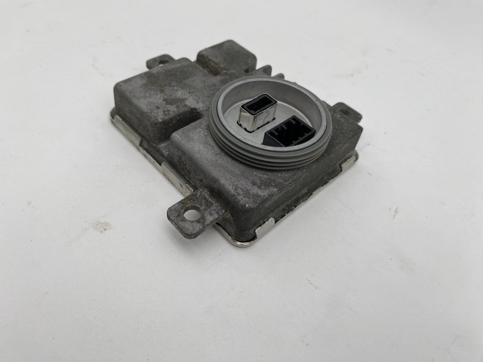 2010-2015 Audi A6 S6 RS6 Xenon HID Headlight Ballast Control Module  8K0941597C