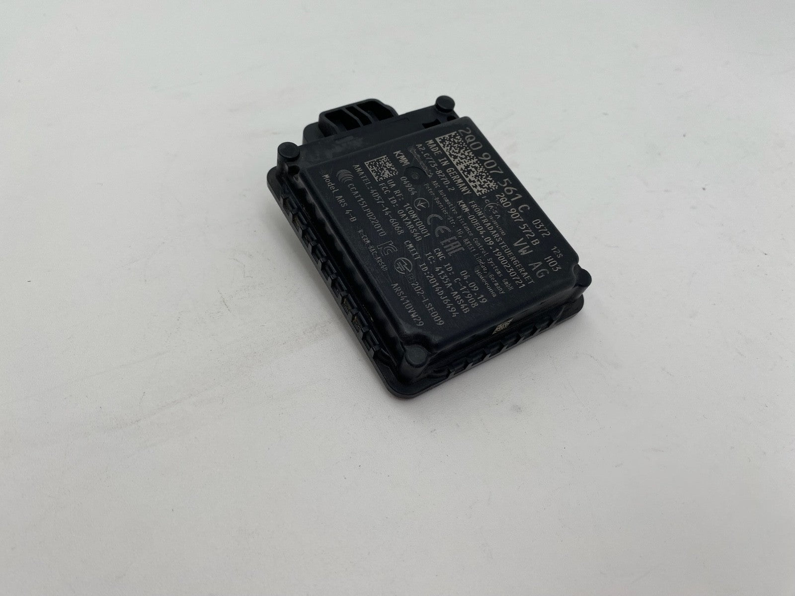2018-2022 VOLKSWAGEN TIGUAN ATLAS FRONT DISTANCE RADAR SENSOR OEM 2Q0 907 561 C
