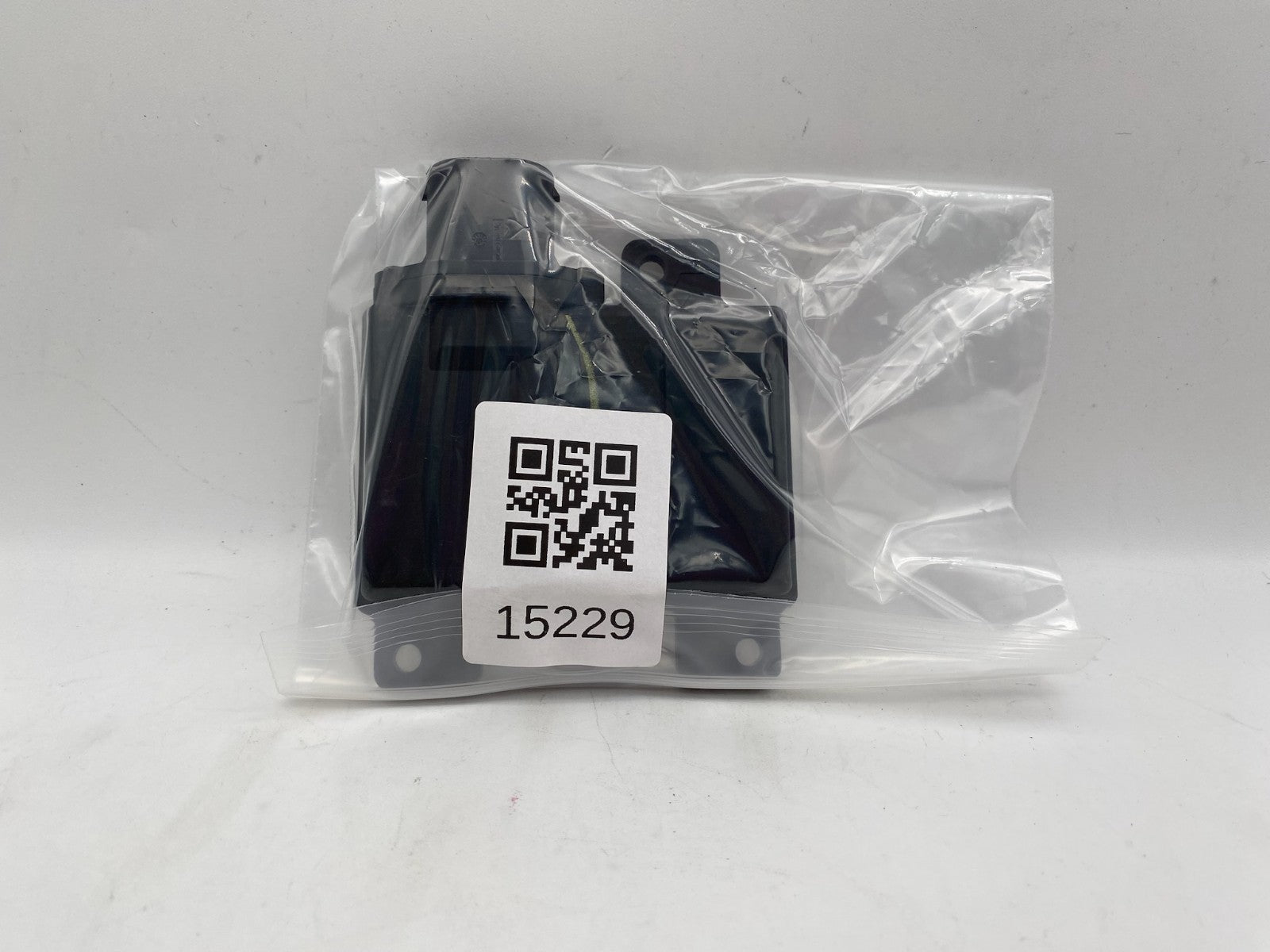 2022 2023 2024 HYUNDAI TUCSON REAR RIGHT BLIND SPOT RADAR SENSOR OEM 99150CW000