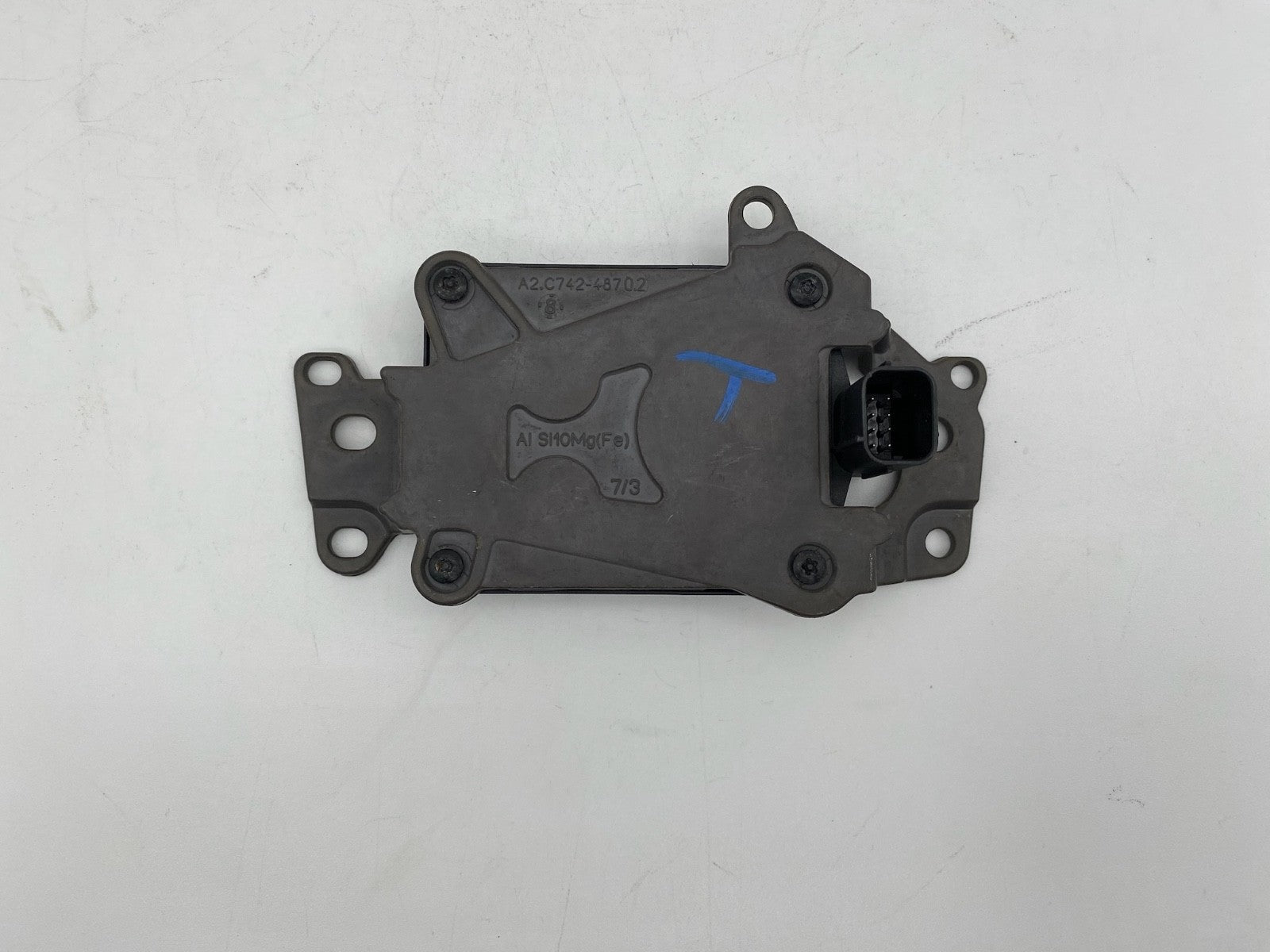 2018-2020 TOYOTA CAMRY FRONT DISTANCE CRUISE CONTROL SENSOR RADAR 88210-06090
