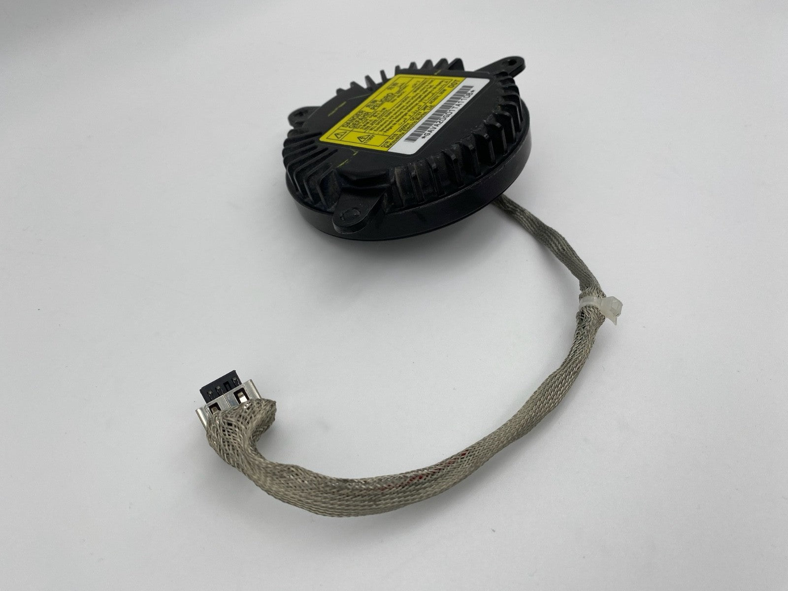 2010-2013 Chevrolet Camaro Xenon HID Headlight Ballast Control Module 25794777
