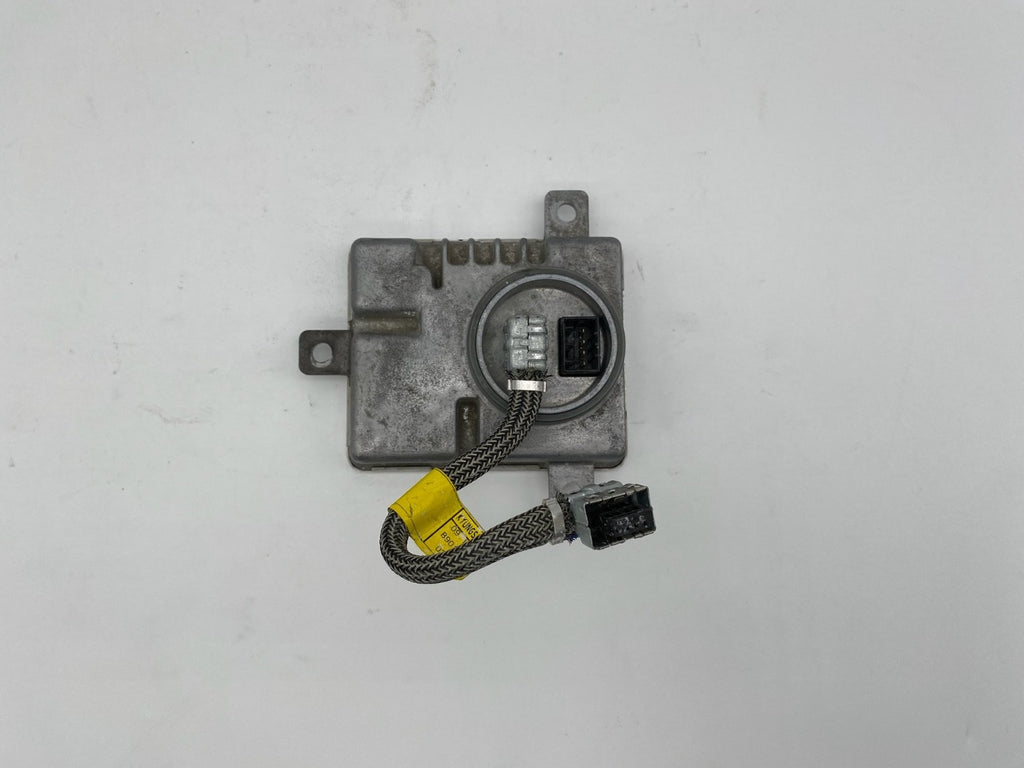 2011-2020 Chrysler 300 Xenon Ballast Computer Control Module OEM BAM92-143700