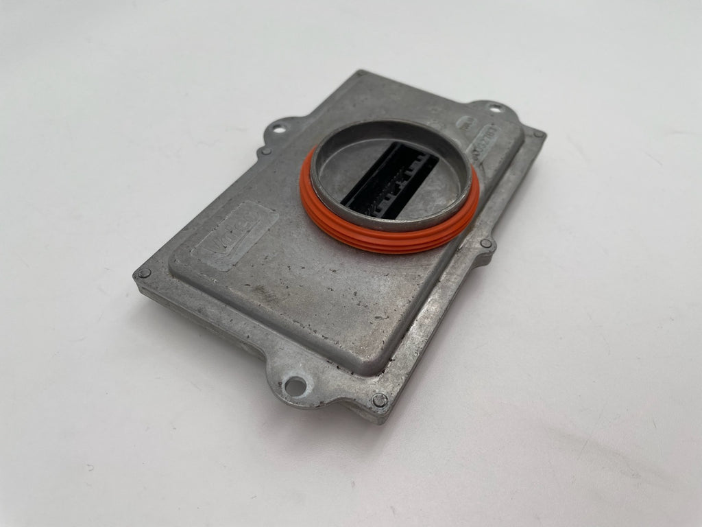 2015-2020 Cadillac Escalade Left LED Headlight Control Ballast Module 90181417