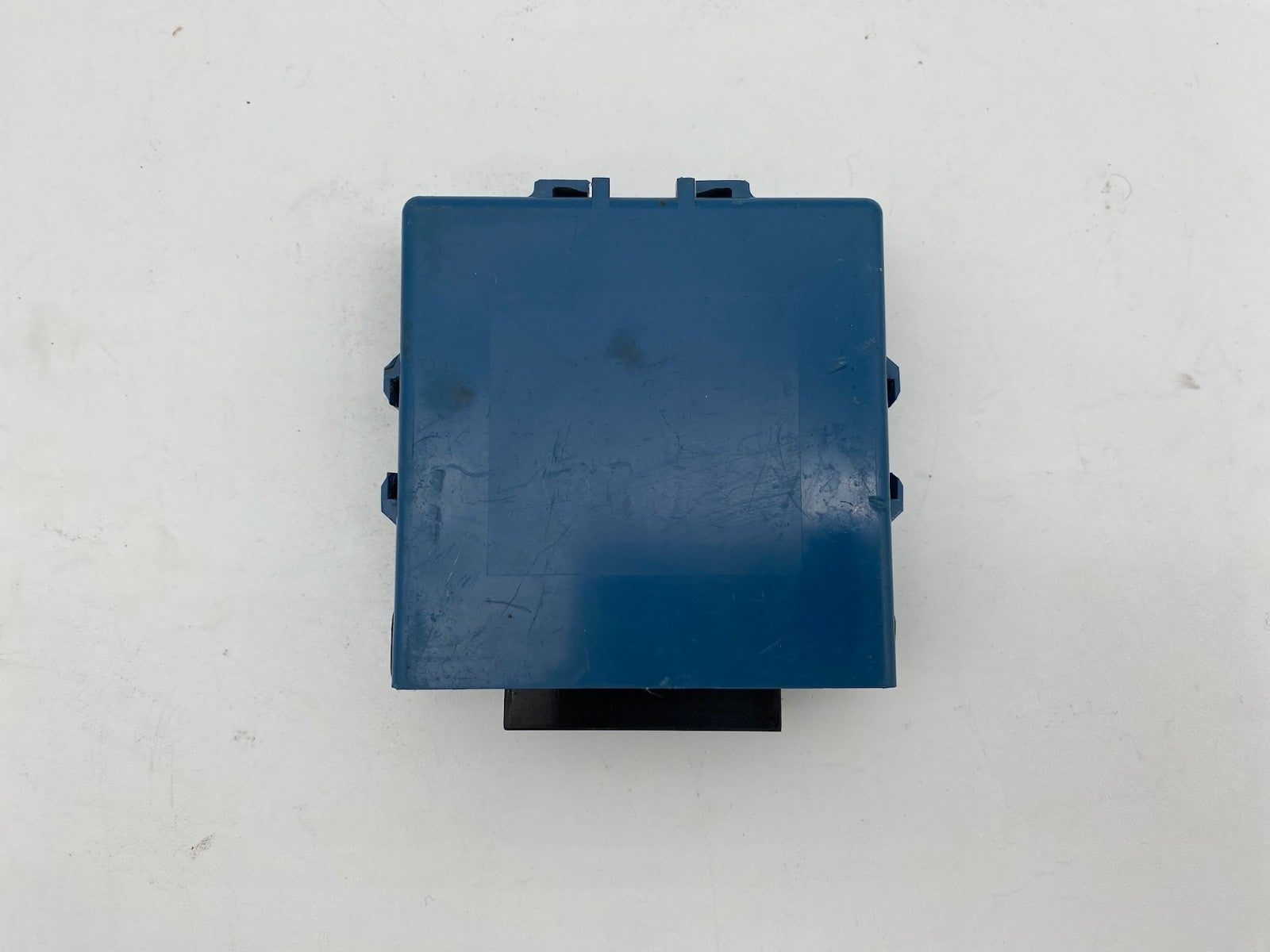 2001-2005 Lexus LS430 Headlight Lamp Leveling Controller Module OEM 89960-50050