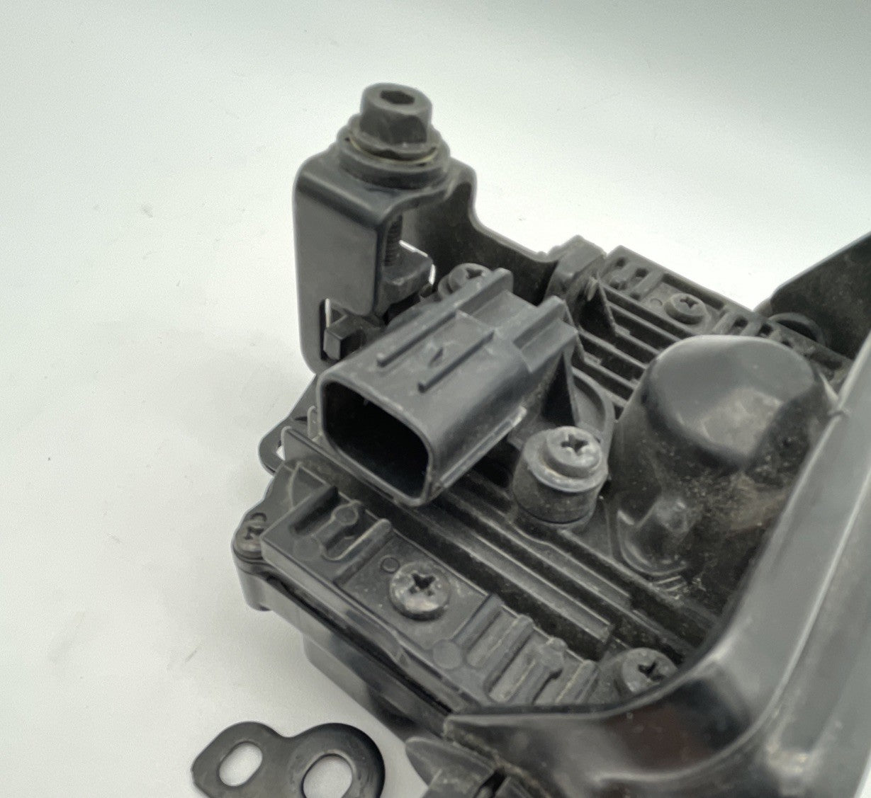 2015-2020 Toyota Avalon Highlander Land Cruiser Cruise Radar Sensor 88210-07010