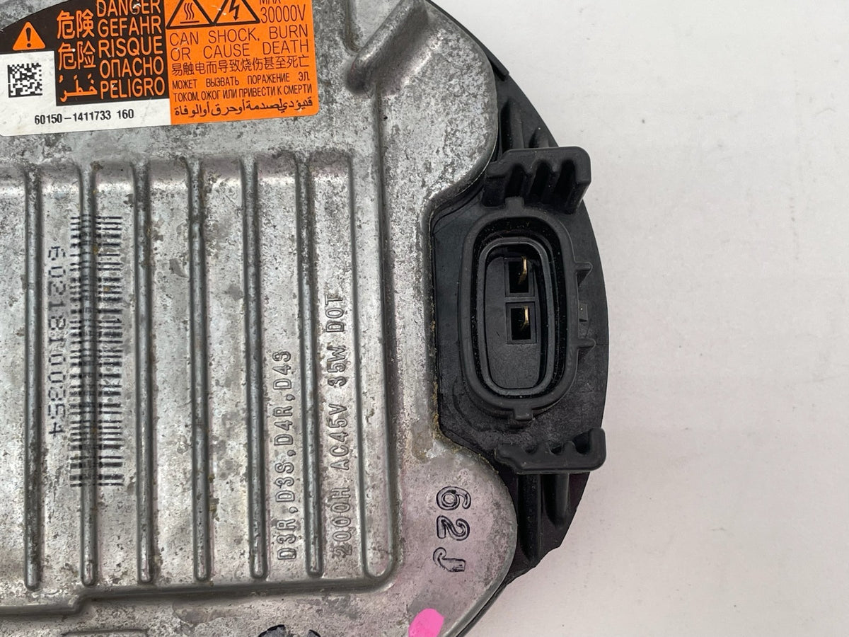 2015 2016 2017 Subaru Outback Xenon HID Headlight Ballast Igniter Control Module