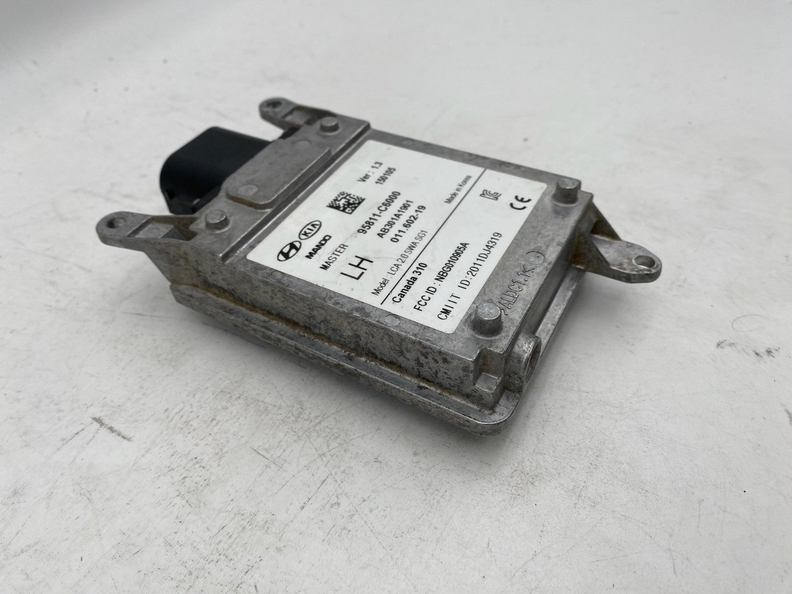 2015-2018 KIA SORENTO BLIND SPOT MONITOR SENSOR DRIVER LH MODULE OEM 95811-C6000