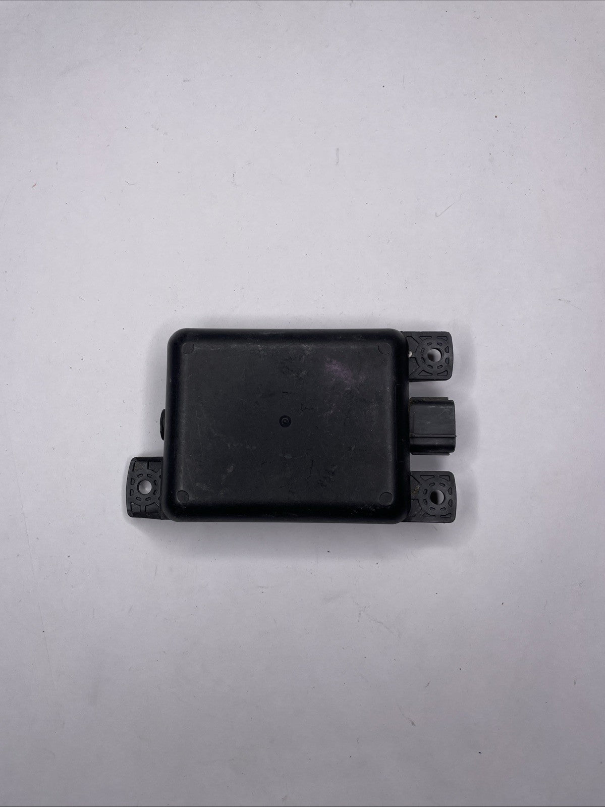 2017-2018 HYUNDAI ELANTRA RH BLIND SPOT RADAR SENSOR CONTROL MODULE 95821-F2001