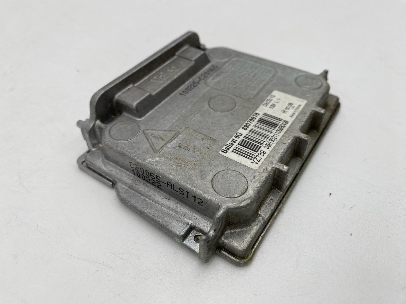 2005-2015 BUICK ENCLAVE GMC BMW XENON HEADLIGHT BALLAST CONTROL MODULE 89076976